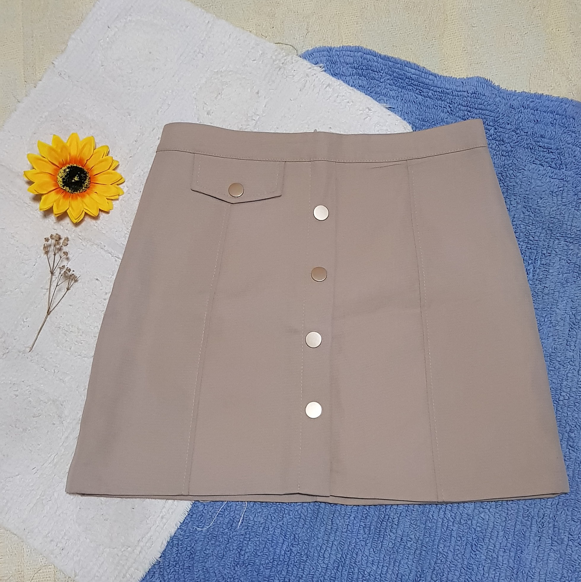 button khaki skirt