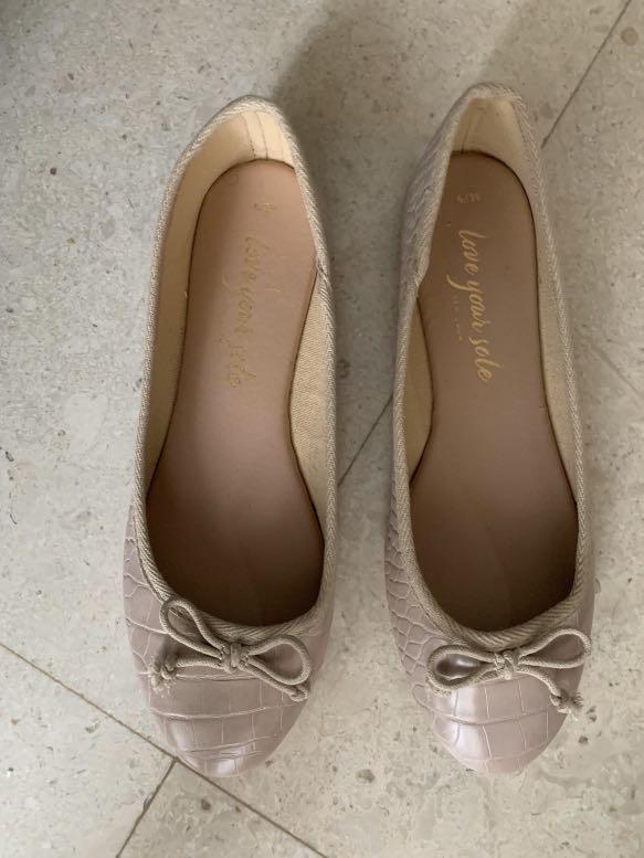 Mauve flats hot sale