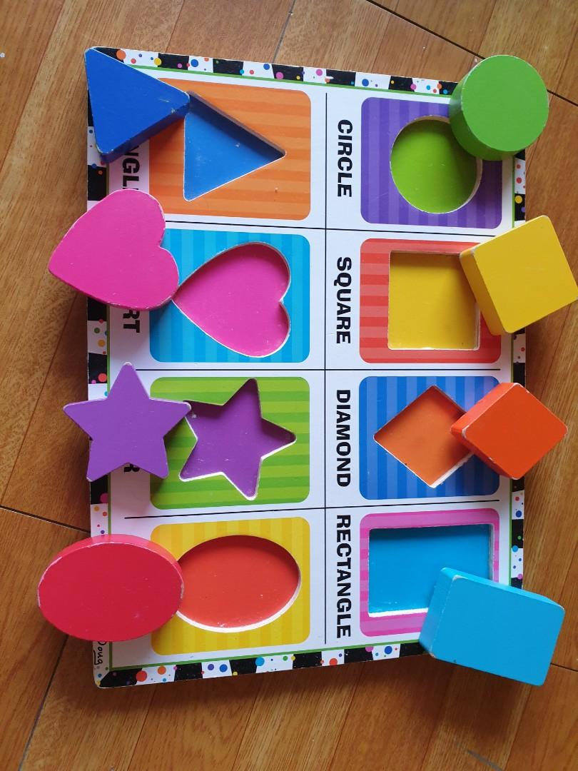 Melissa & Doug Pegboard (wooden toy) (Category: Infant Playtime) located in Paranaque City. Submitted by ktscollective (Listing ID 1017269753, Image 3). Description: VGUC. RFS decluttering. SF c/o buyer..