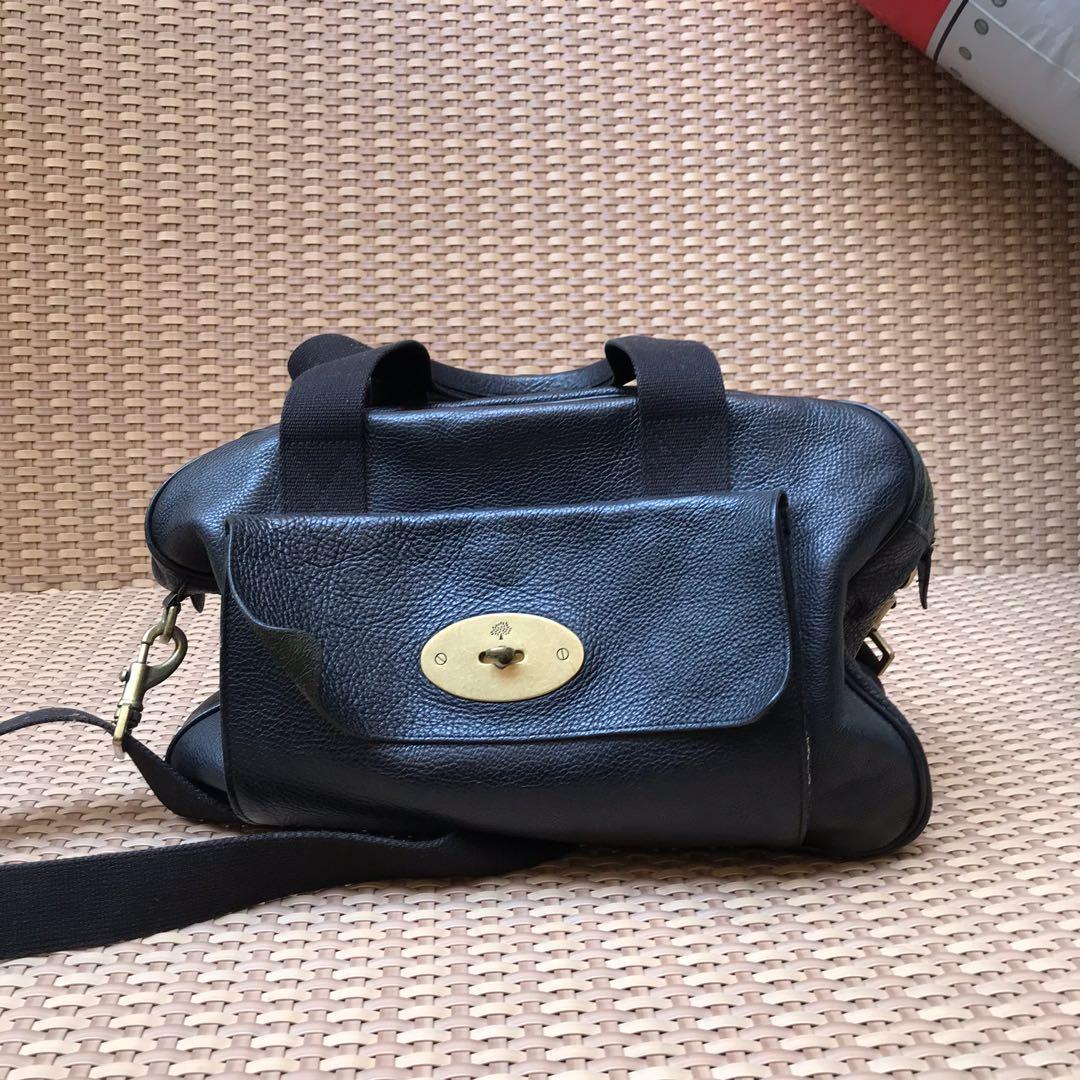 selling mulberry handbags