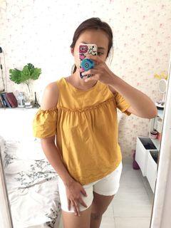 Mustard yellow top