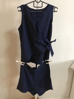 (Category: ) located in . Submitted by thriftingclothes (Listing ID 1017187135, Image 1). Description: .
