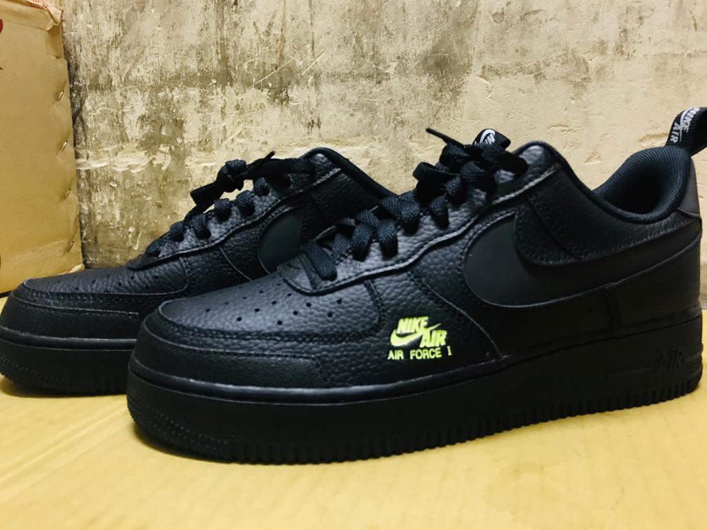 harga nike air force 1 lv8