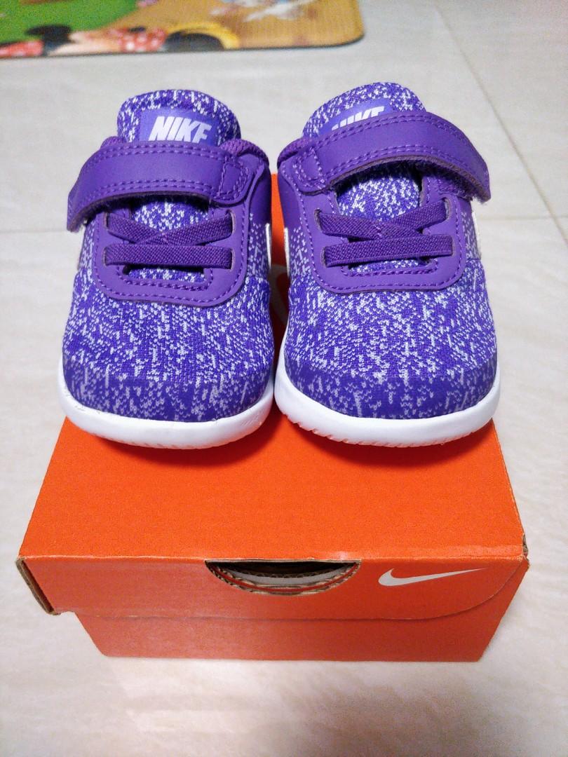purple baby shoes