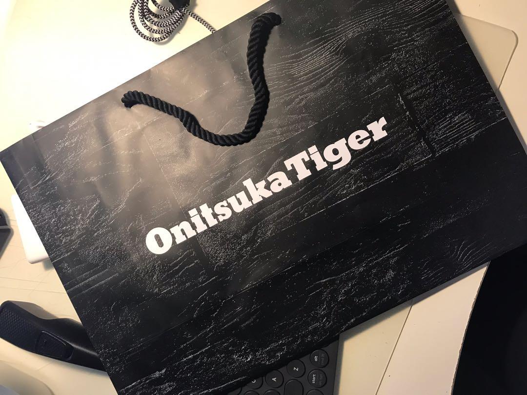 paper bag onitsuka tiger