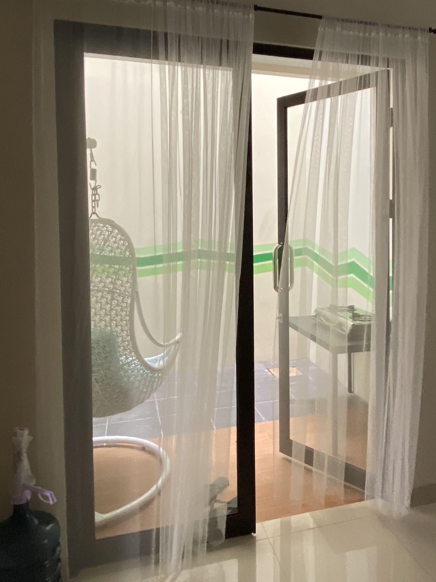 Pintu Kaca + Kusen Aluminium Coklat, Perabotan Rumah di Carousell