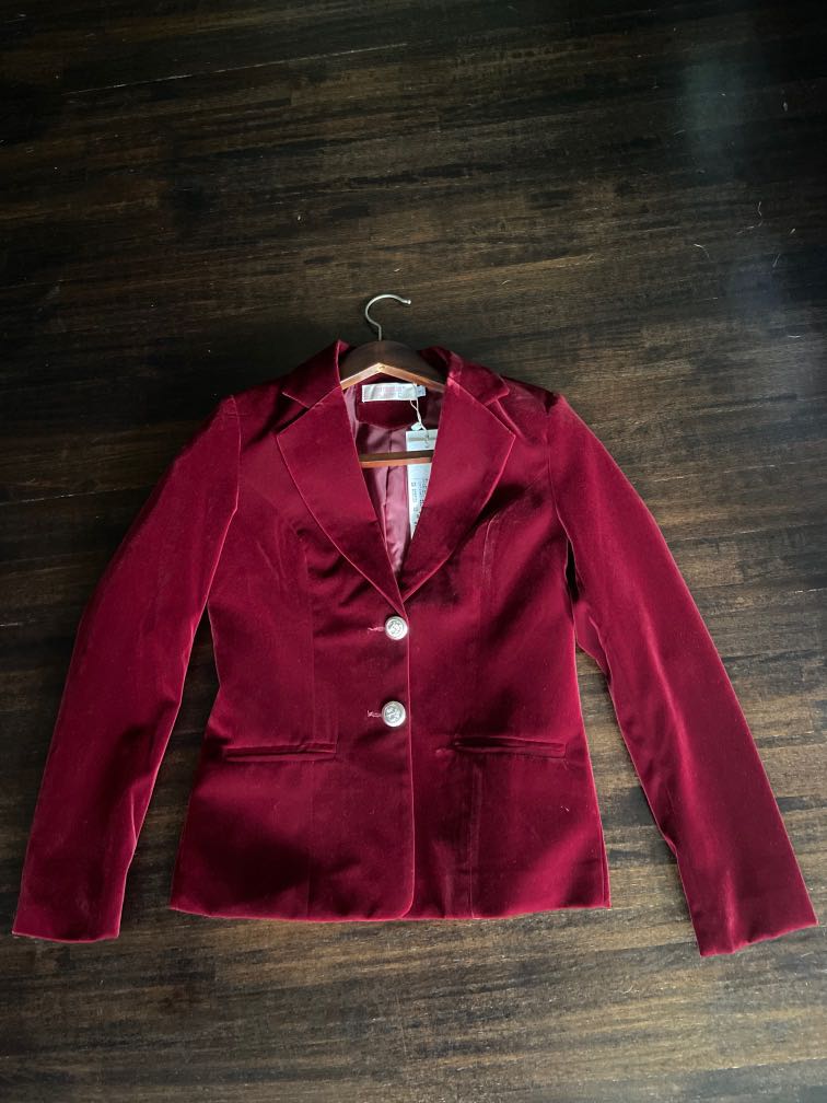 Red best sale velvet blazer