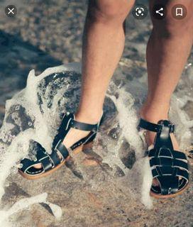 SALTWATER SANDALS (Shark in Navy)