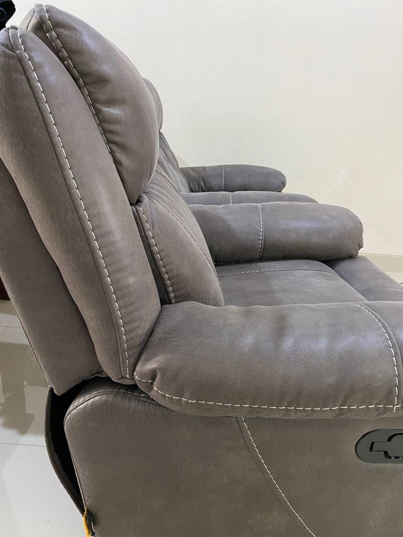 Sofa Recliner CHEERS (Informa) 2 Unit, Perabotan Rumah di Carousell