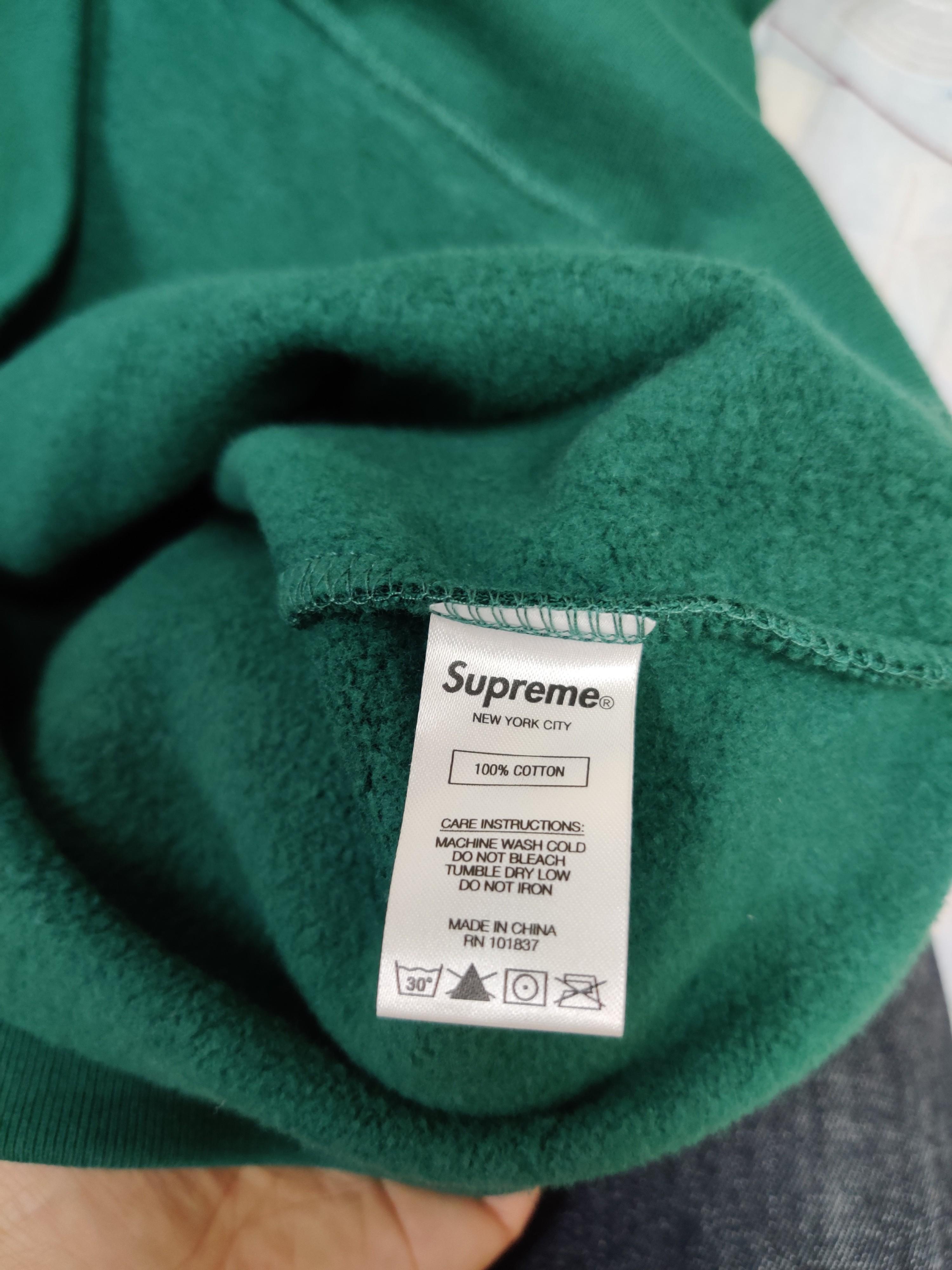 STEAL Supreme Mirrored Logo Hoodie Men s Fashion Tops Sets Hoodies on Carousell