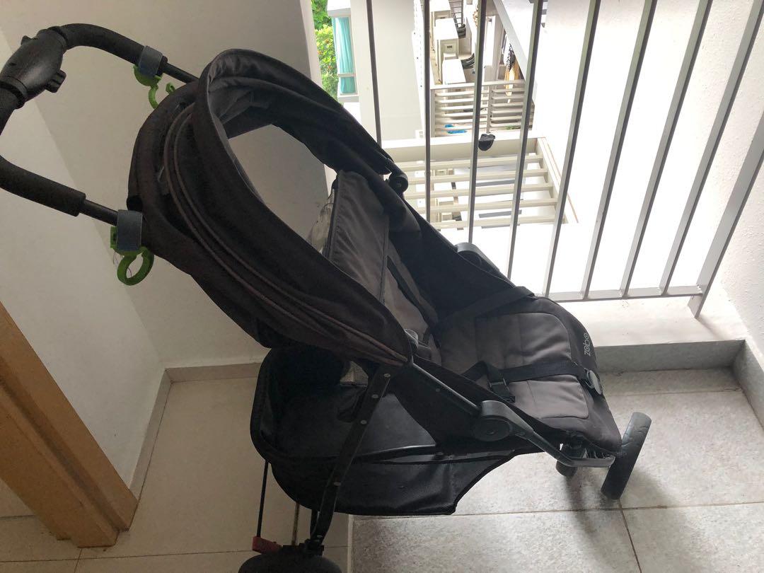 Stroller (Category: Strollers) located in Singapore. Submitted by umababu (Listing ID 1017247702, Image 3). Description: Got this in toy r us . Used for an year .. .