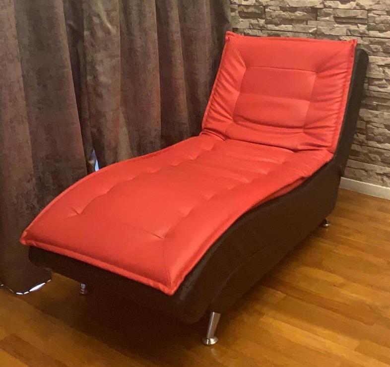 Stylish Comfortable Reclining Red Lounge Chair For Sale Furniture Tables Chairs On Carousell