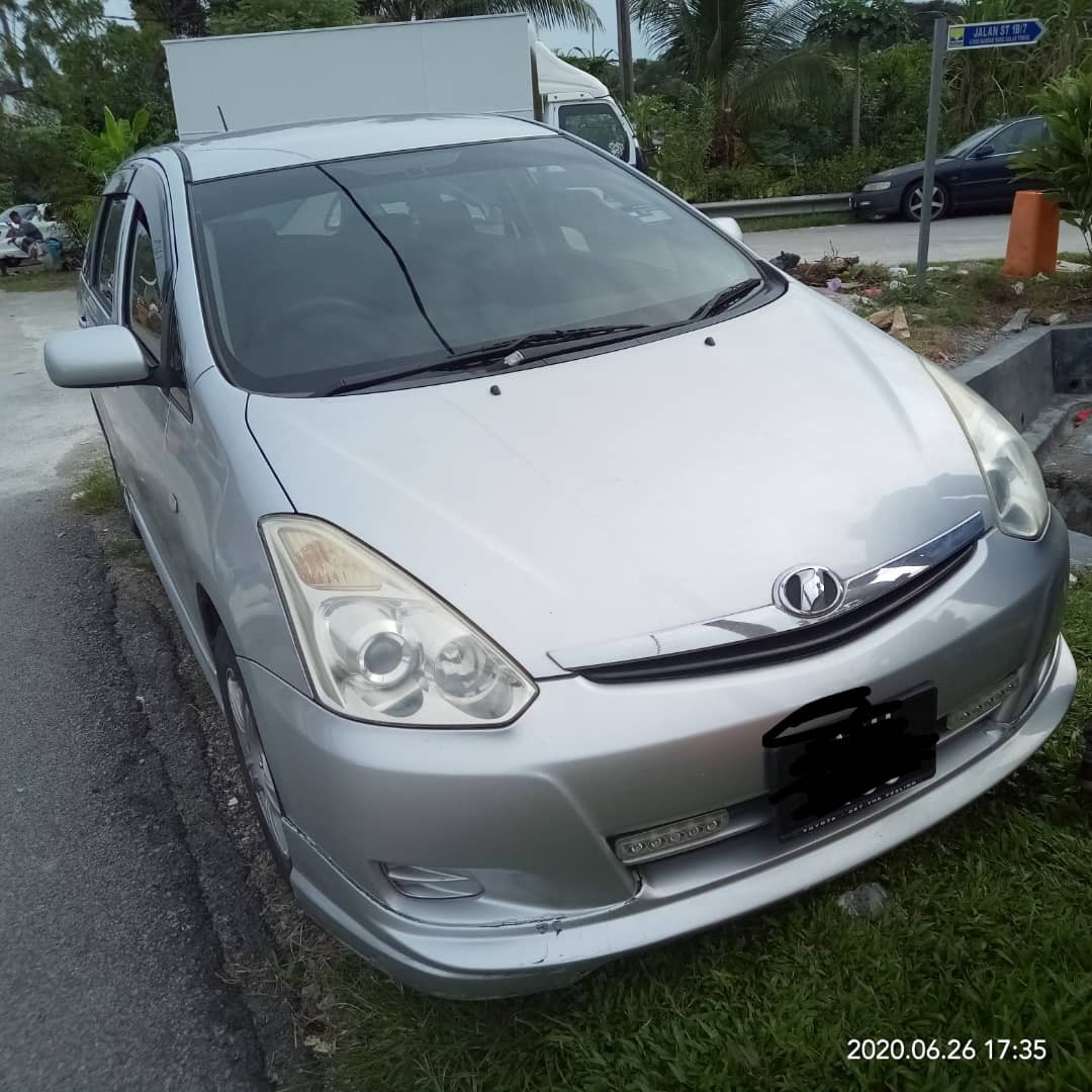Toyota wish zne10