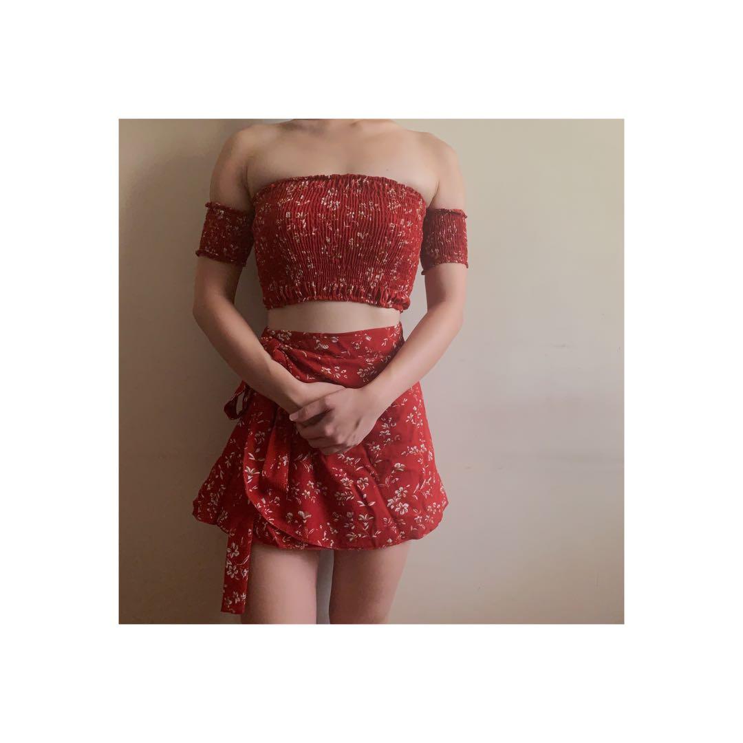 Red floral two piece set clearance