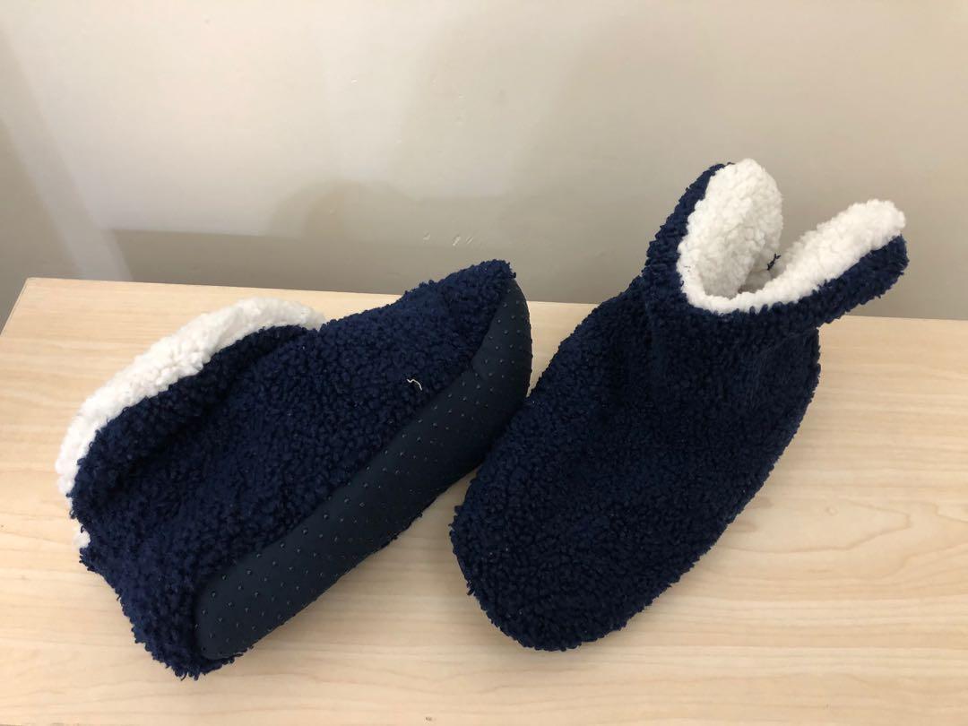 uniqlo bedroom slippers