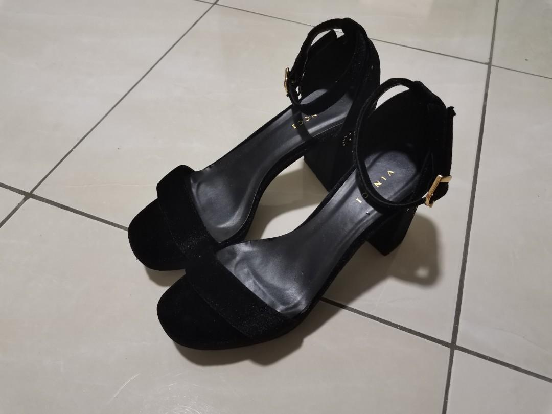 sepatu heels vincci