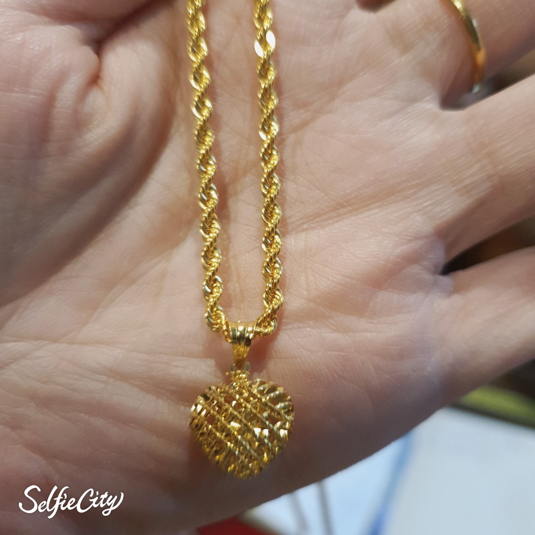 916 Gold Necklace + Cage Love Pendant 
