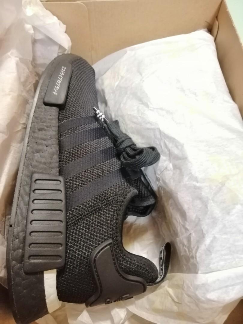 Nmd r1 japan clearance triple black 2019