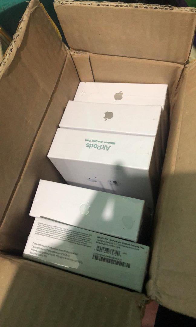 airpods (Category: Earphones) located in Balagtas. Submitted by ish__ (Listing ID 1011184619, Image 3). Description: BRAND NEW AND SEALED One package includes: - 2x Airpods - 1x Wireless Charging Case - 1x Lightning Cable - 1x Manual - 1x FREE SILICONE CASE (Black) Features: - Moderate Noise Cancellation - Wireless Charging - Summon Siri - Automatic Ear Sensor - Touch Controls - Rename/Change Name Option and Pop-up Window.