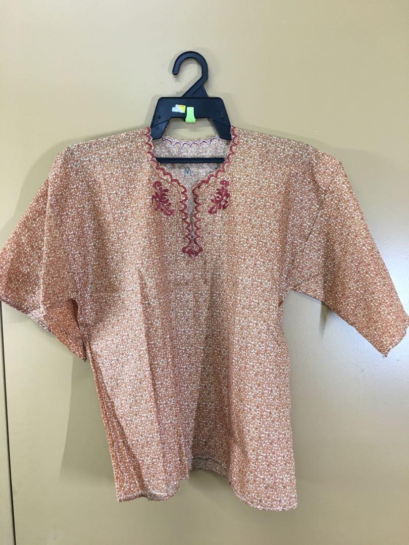 Baju Kurung Kedah Mak Cun Women S Fashion Clothes Tops On Carousell
