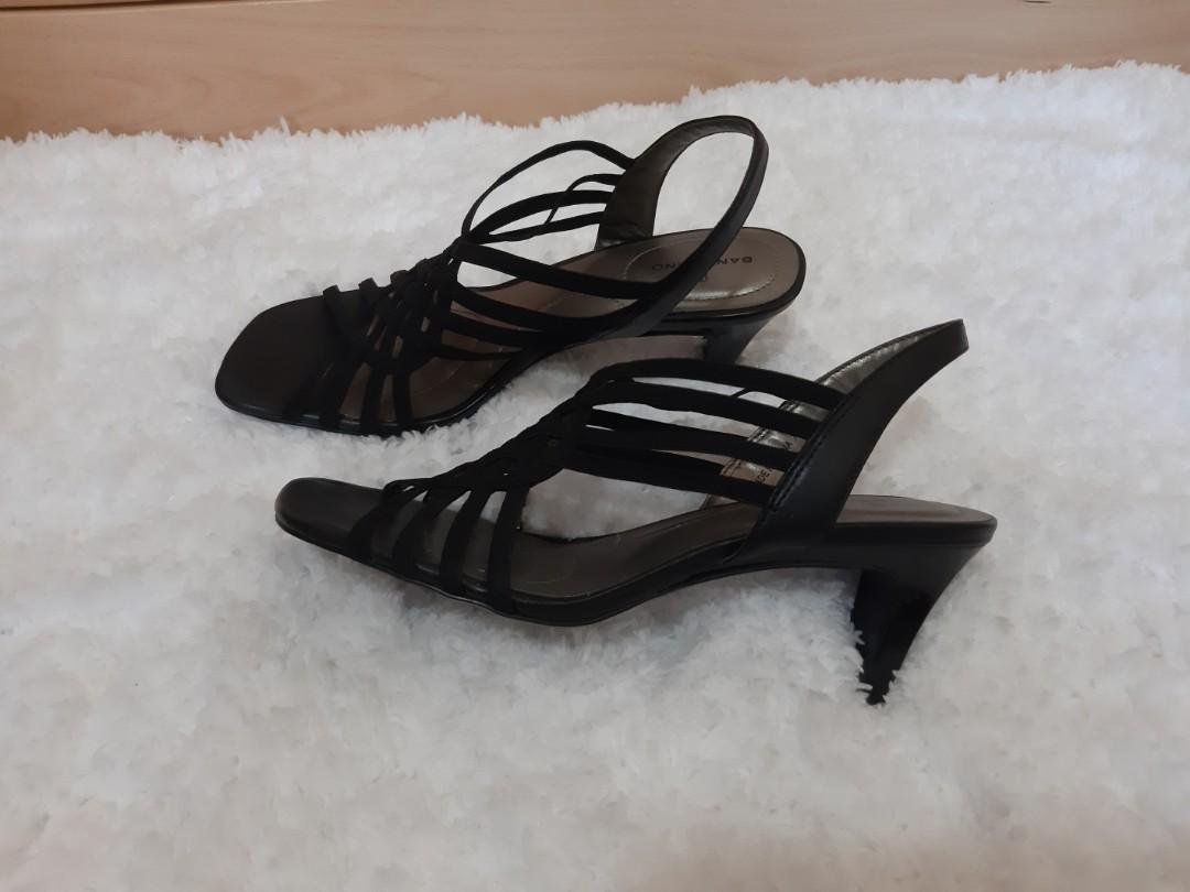 bandolino heels