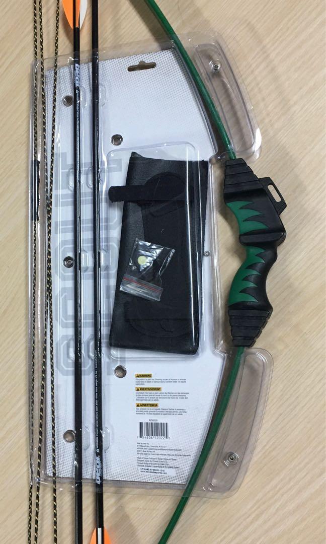 Bear Archery Scout Youth Compound Archery Bow Set, Green, Sports