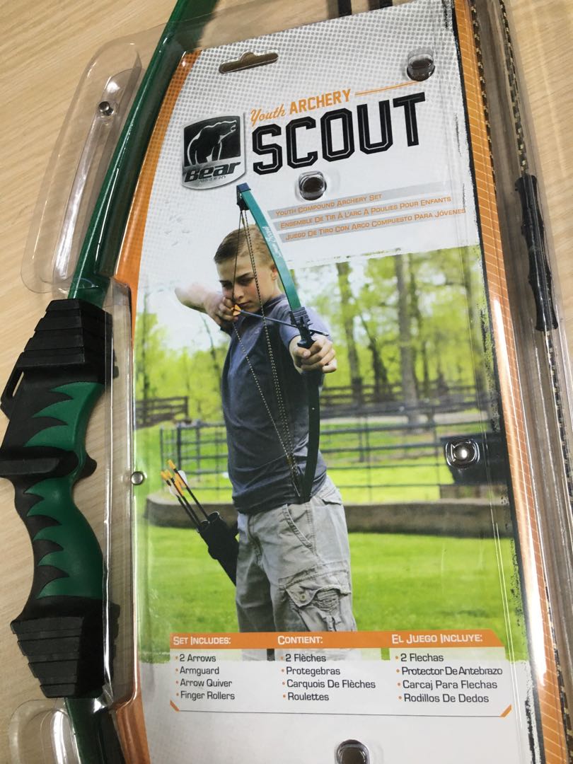 Bear Archery Scout Youth Compound Archery Bow Set, Green, Sports