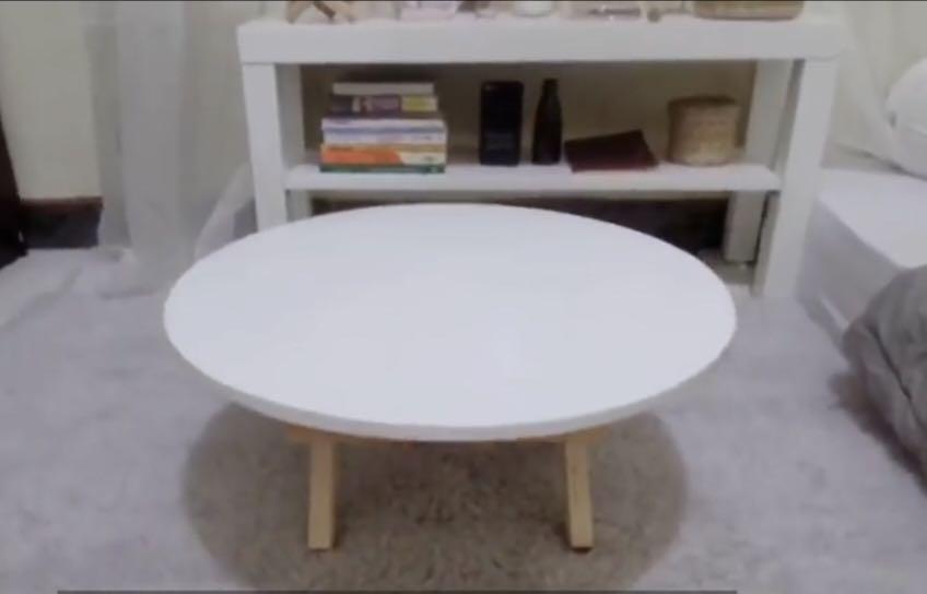 New Meja Bulat Lipat Laptop Minimalis Lesehan Putih Perabotan Rumah Di Carousell