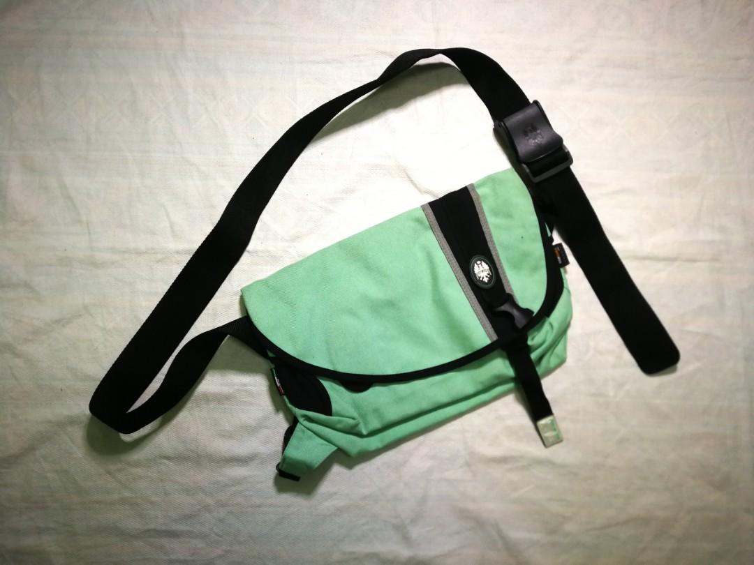 Bianchi Messenger bag Men s Fashion Bags Sling Bags on Carousell