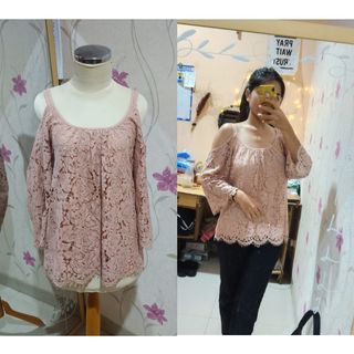 (Kategori: ) berada di . Dikirim oleh lectioon (ID iklan 1011202194, Gambar 1). Deskripsi: .