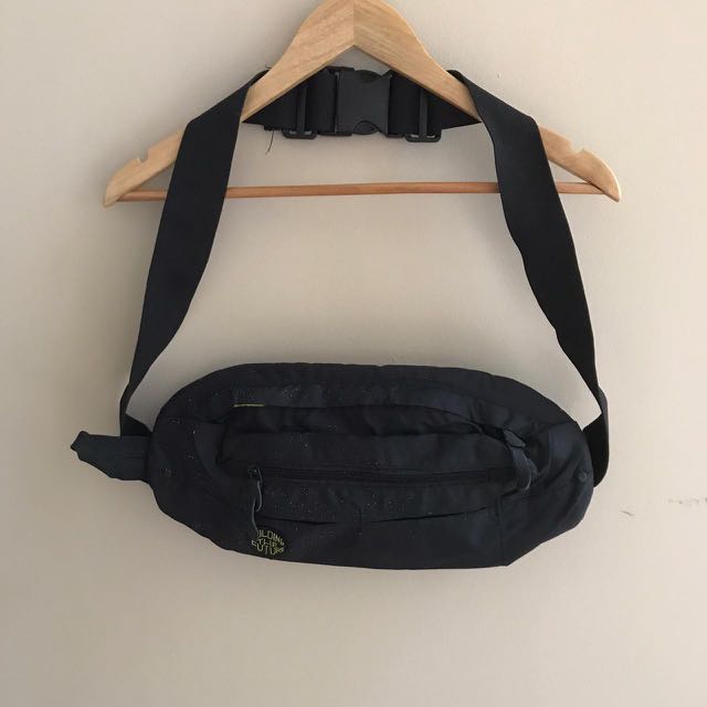 fanny backpack