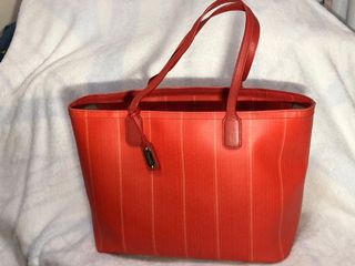 （分類：）位於 。 由 weheeeeexddd 提交（商品編號 1011194043，圖片 1）。簡介： 。
