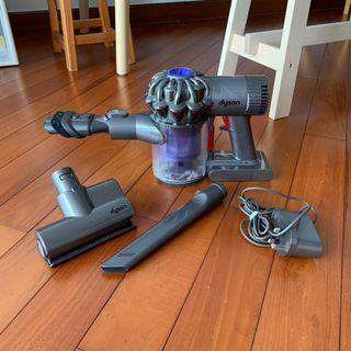 Dyson DC61 Handheld Vacuum Cleaner Quick Sale!