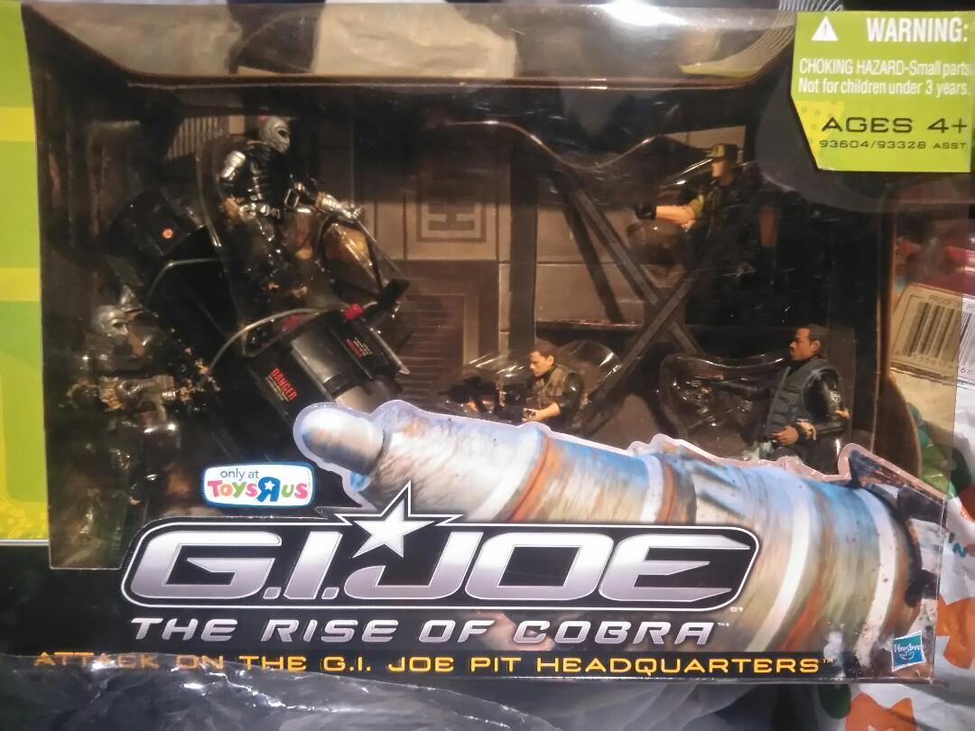 G.I Joe ROC Pit headquarters (Category: Figurines & Statues) located in Manila. Submitted by ronzky19 (Listing ID 1011121050, Image 1). Description: brand new TRU Exclusive huge box with 5 figures actual photo of the items located penafrancia st paco Manila grab lalamove LBC Buyers expense Trade for Latest ML Omega red and sabertooth.