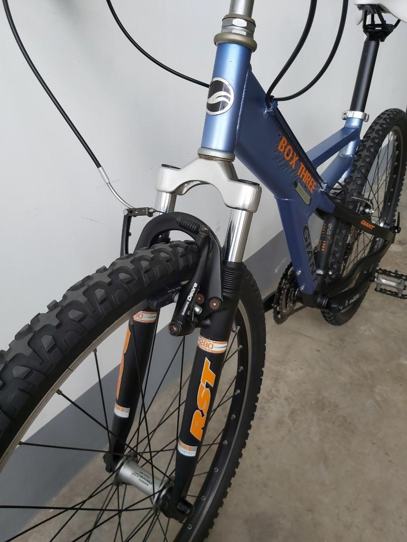 Giant box three mountain hot sale bike