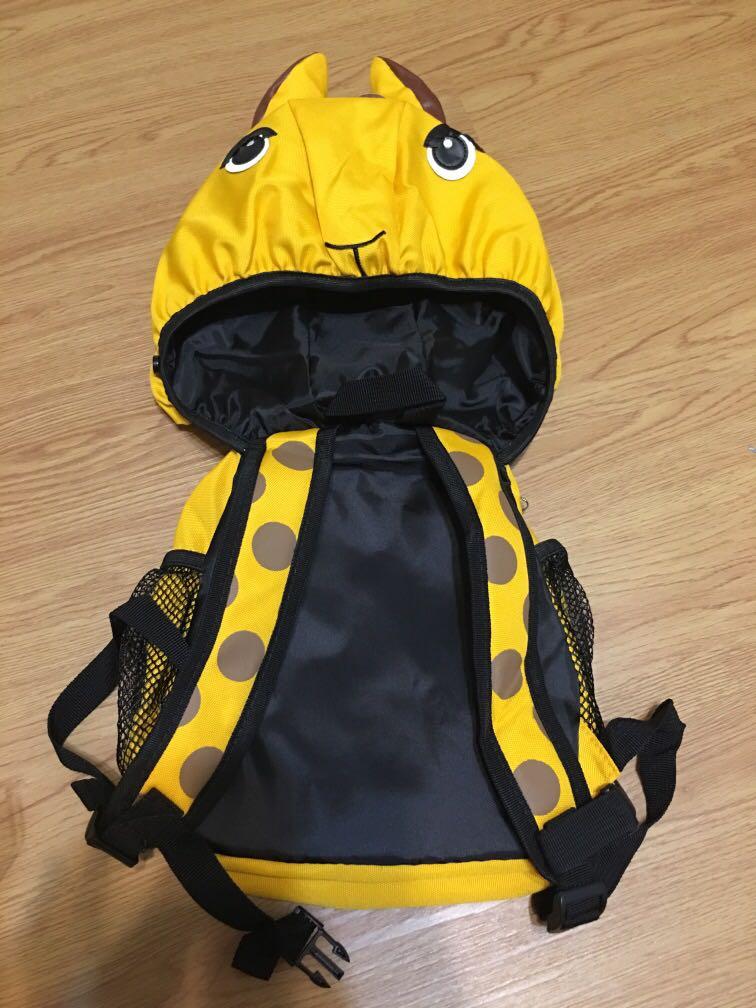 Kids Backpack with safety harness , Luxury, Apparel on Carousell