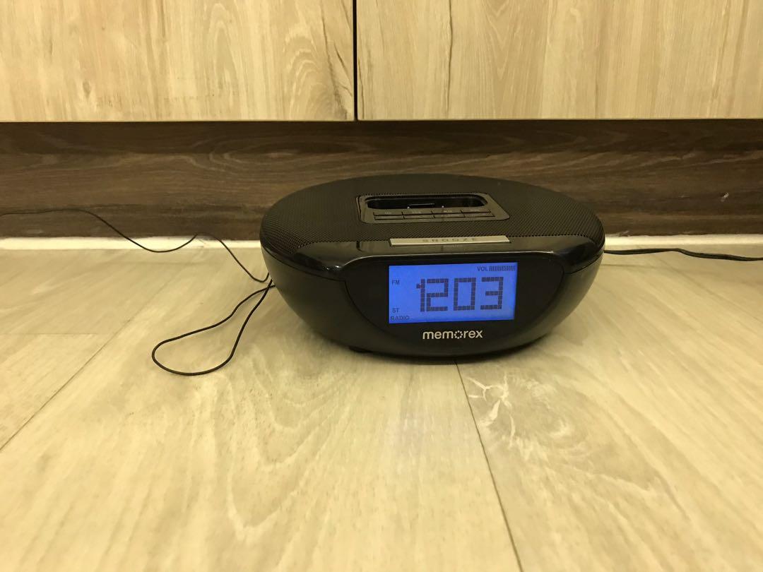 Memorex Digital Alarm Clock FM Radio LED Display Time Apple iPOD Home