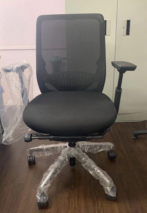 OKAMURA office chair, Furniture & Home Living, Furniture, Chairs on