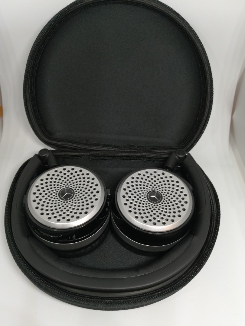 Akg mercedes store benz headphones