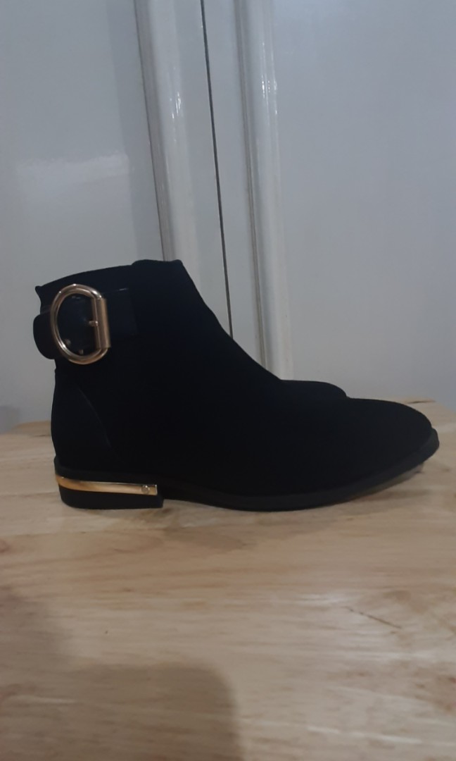 8.8 Sale River Island Buckle Boots 