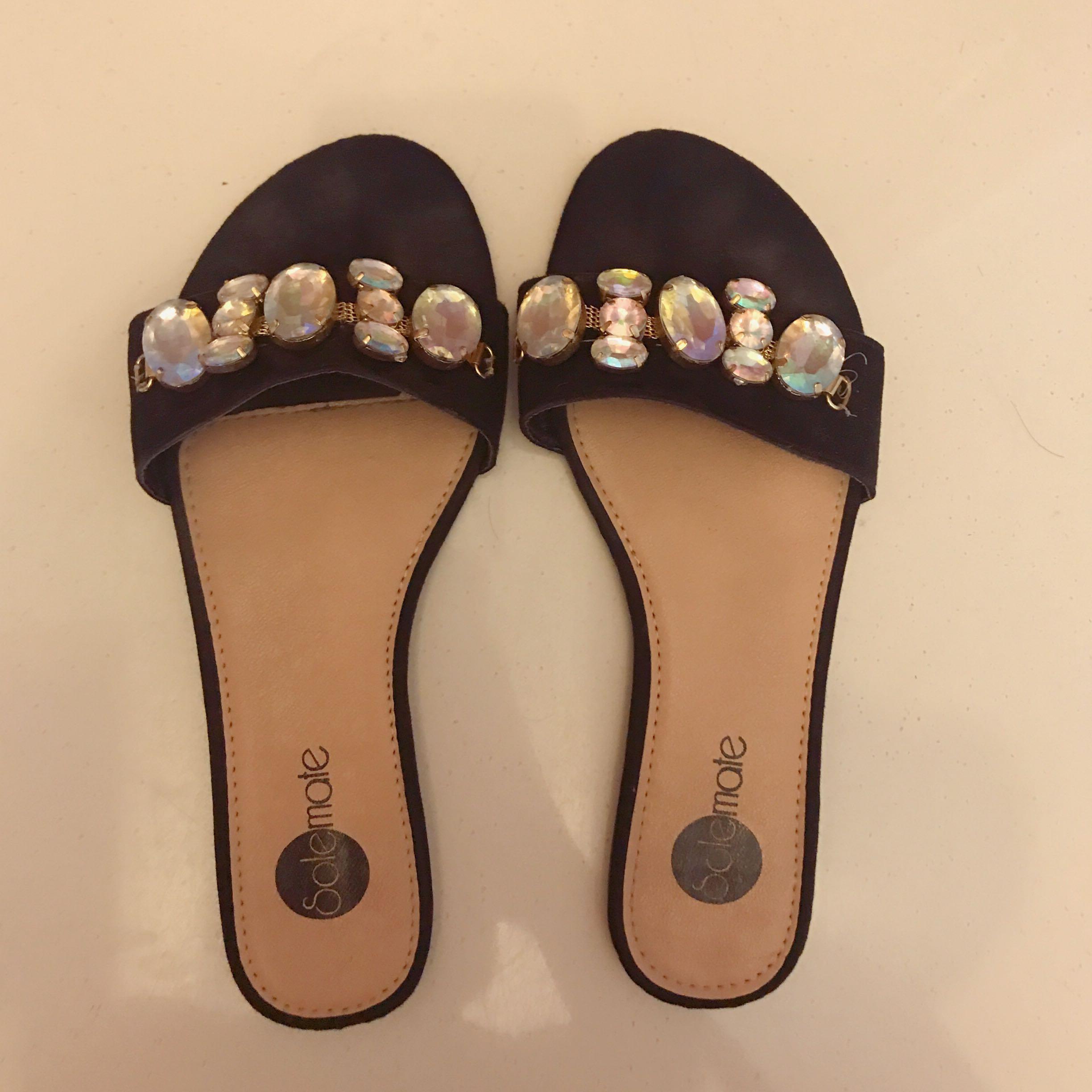 solemate sandals price