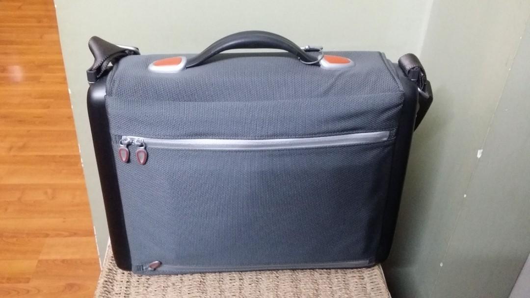 TUMI Ducati Limited Edition Laptop Shoulder Bag, Men's Fashion, Bags