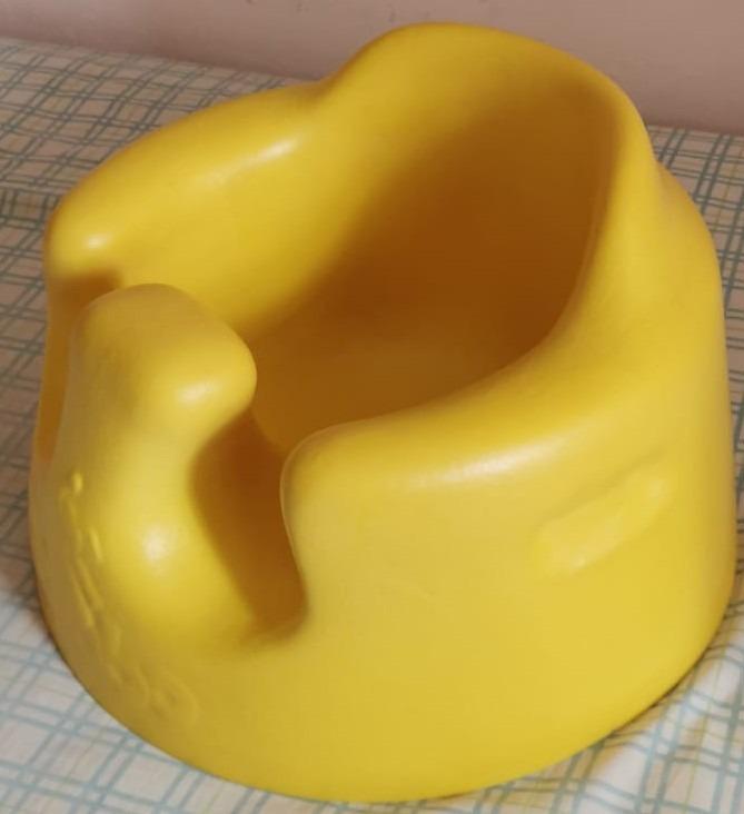 yellow bumbo