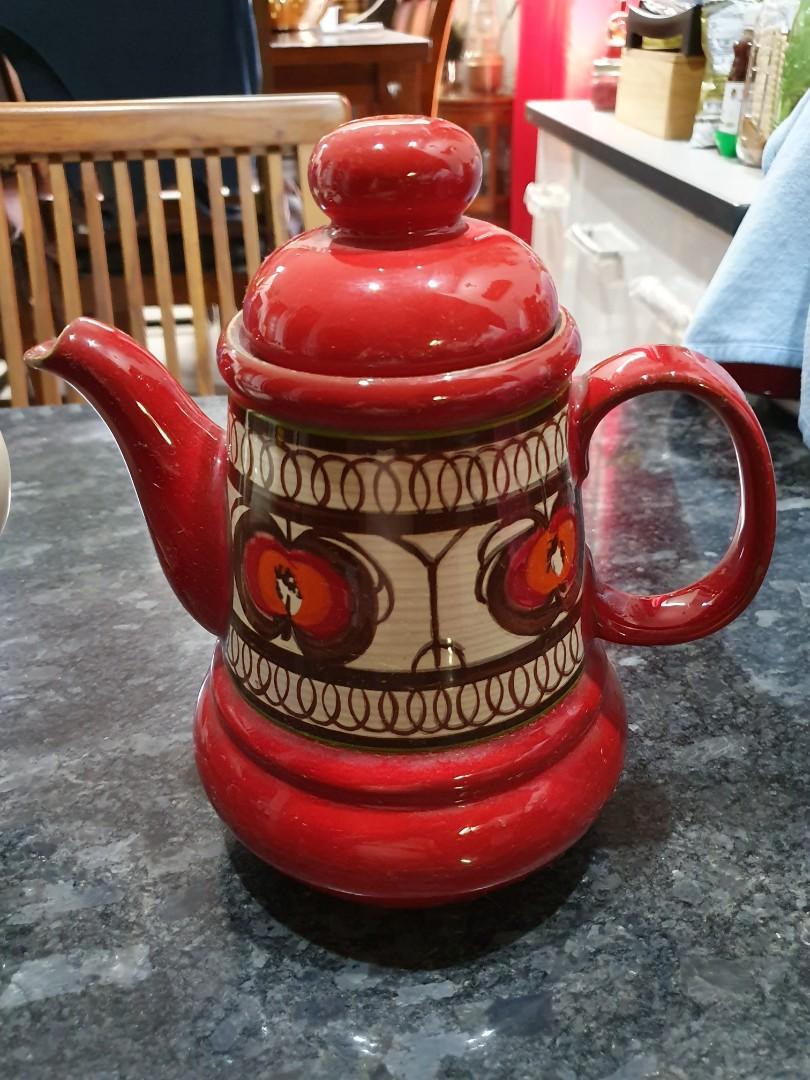 Apple Cider/Juice Jar ceramic fixed price (Category: Coffee & Tea Tableware) located in Pasig City. Submitted by davedeleon (Listing ID 1011260349, Image 1). Description: bavarian style juice and apple cider jar no trade no issues fixed price price does not include SF.