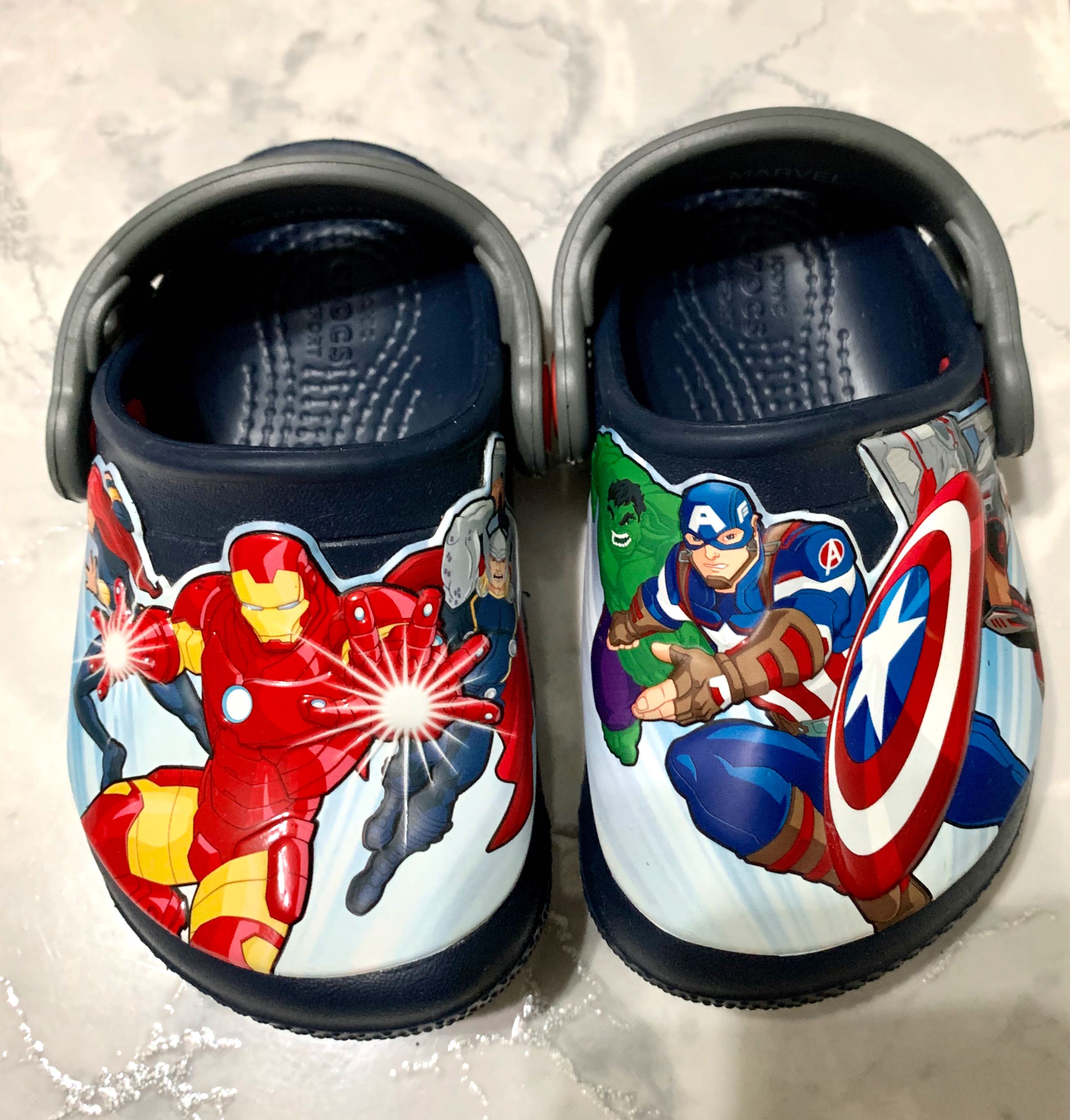 avengers crocs