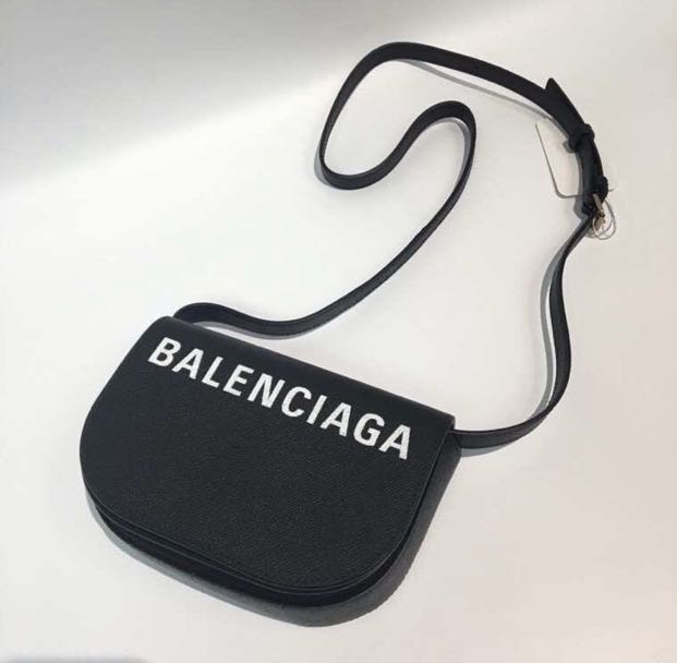 Balenciaga Ville XS Day Bag, Women's Fashion, Bags \u0026 Wallets, Cross-body  Bags on Carousell