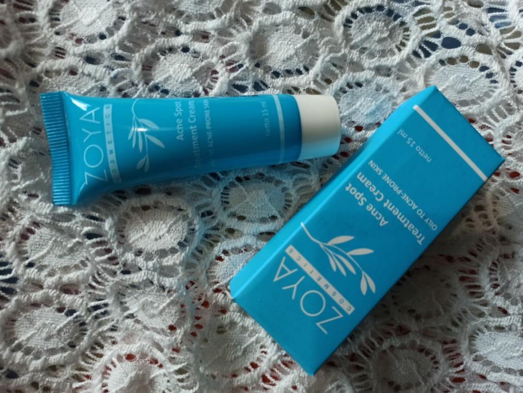 zoya acne spot