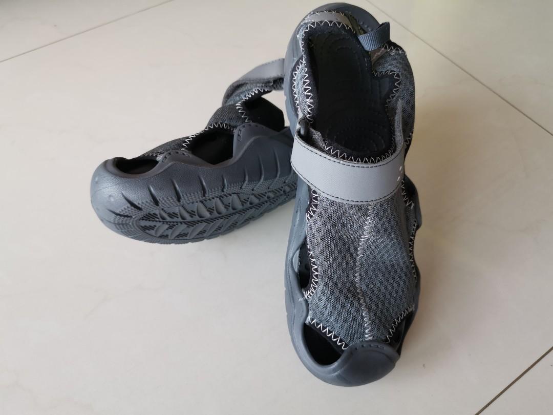 brand similar to crocs