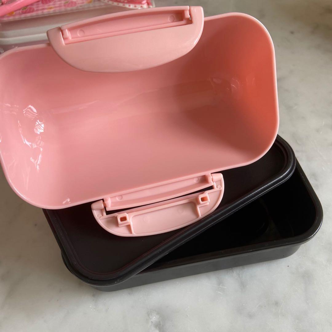 Daiso bento boxes, Home Appliances, Kitchenware on Carousell