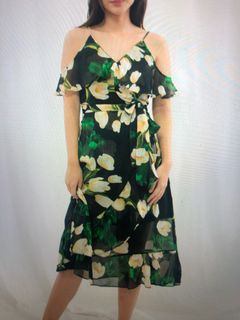 (Category: ) located in . Submitted by w.wardrobe (Listing ID 1011401631, Image 1). Description: .